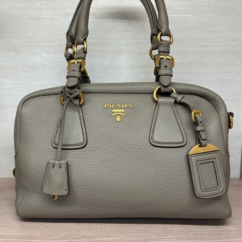 Prada 大象灰牛皮波士頓包