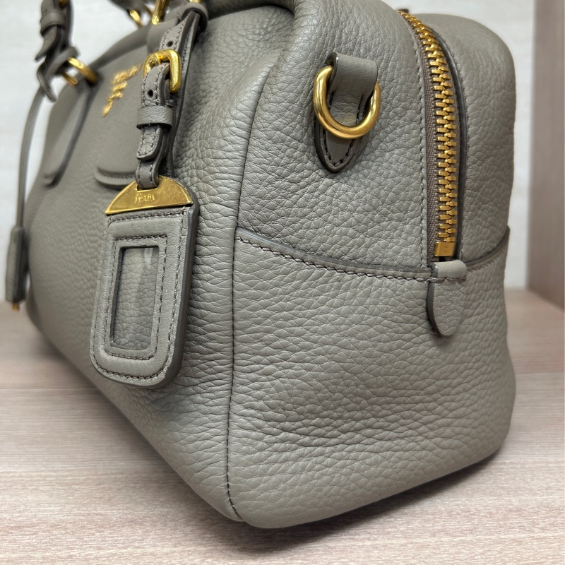 Prada 大象灰牛皮波士頓包-2