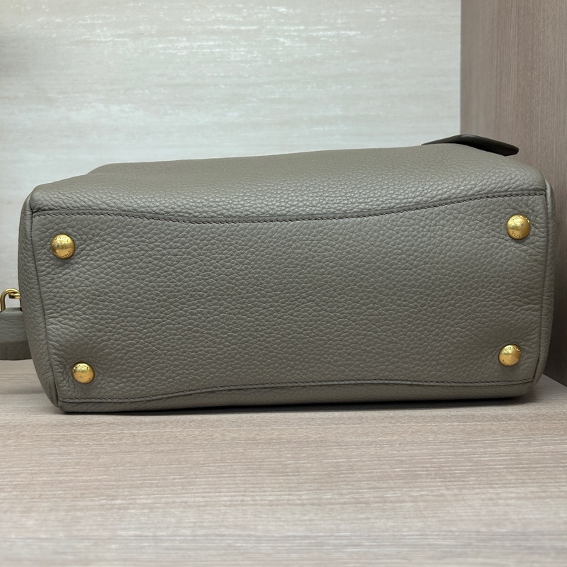Prada 大象灰牛皮波士頓包-4