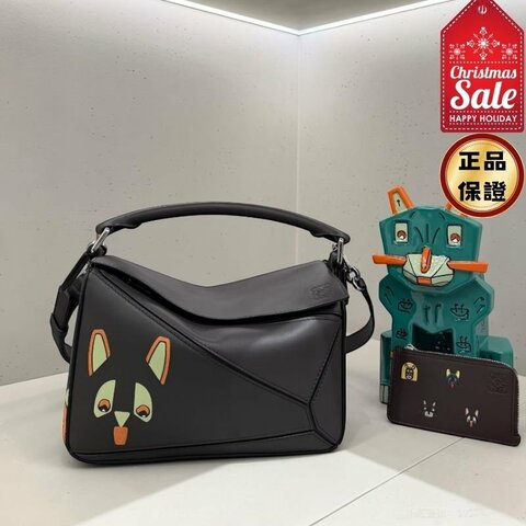 🎊佳節特賣🎁Loewe 小款皮革限量 Futurist Cats Puzzle 包