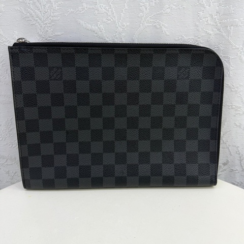 Louis Vuitton（路易威登）Pochette Jour Damier Graphite（棋盤格紋）手拿包