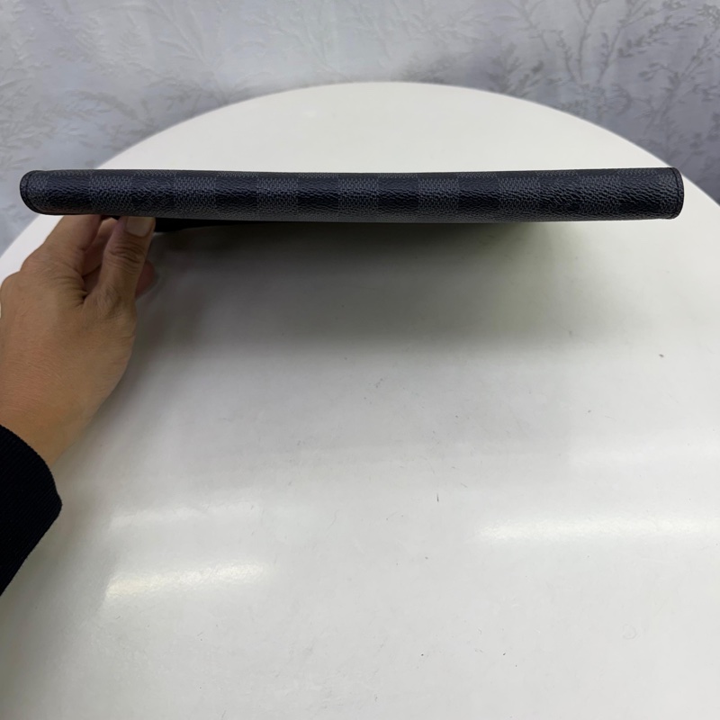 Louis Vuitton(路易威登)Pochette Jour Damier Graphite(棋盤格紋)手拿包-9