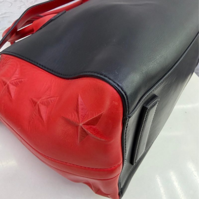 Givenchy, a black and red leather 'Antigona' handbag-3