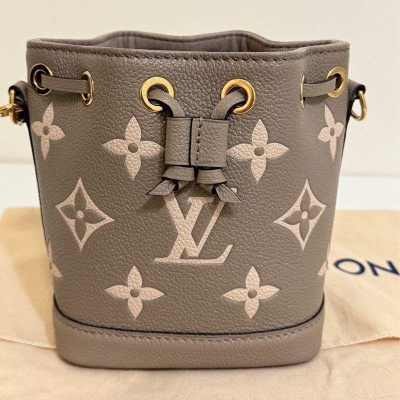LOUIS VUITTON(路易威登) Nano NOÉ 水桶包 可拆卸肩帶 老花 晶片款-5