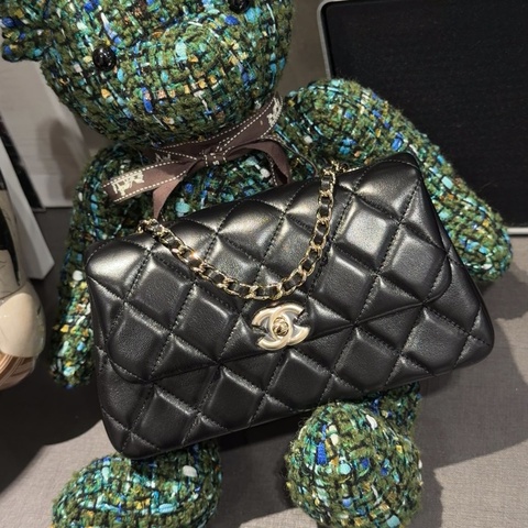 Chanel mini cf 隱藏版雲朵包25s 限量黑金❤️‍🔥全新大全配 New gift🎁