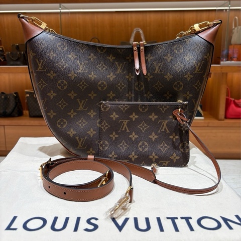 Louis Vuitton Loop Hobo半月鏈帶斜背包