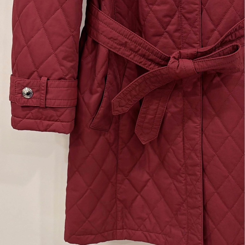 美國蔻馳 Coach 勃艮第紅菱格紋縫衍綁帶外套-4