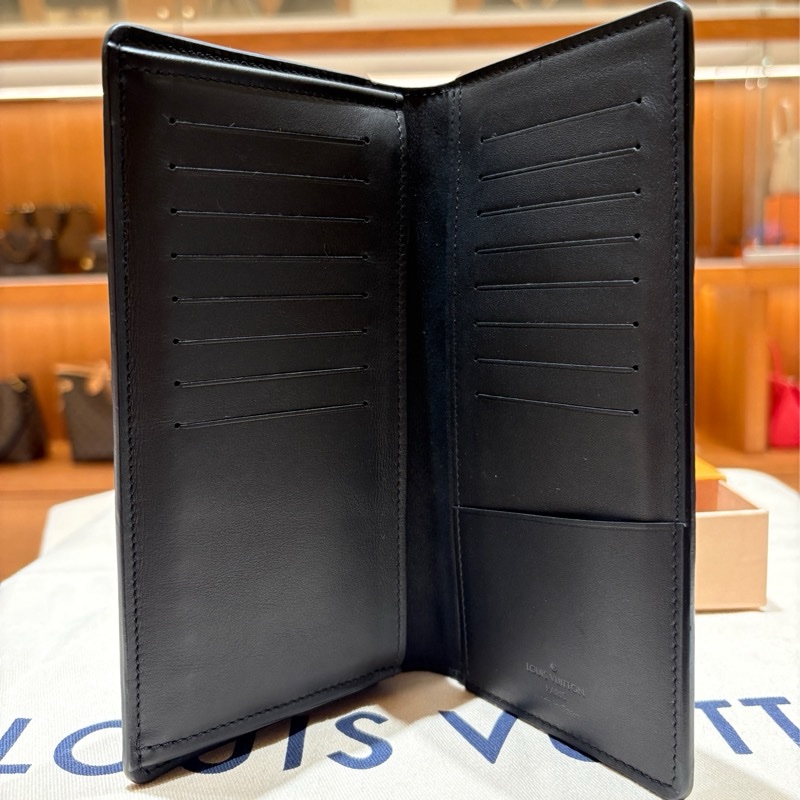【台中現貨,大容量男用長夾】LV Brazzaville 棋盤格皮夾|黑灰極簡風格|多卡槽大鈔位|台中市北區現貨-5
