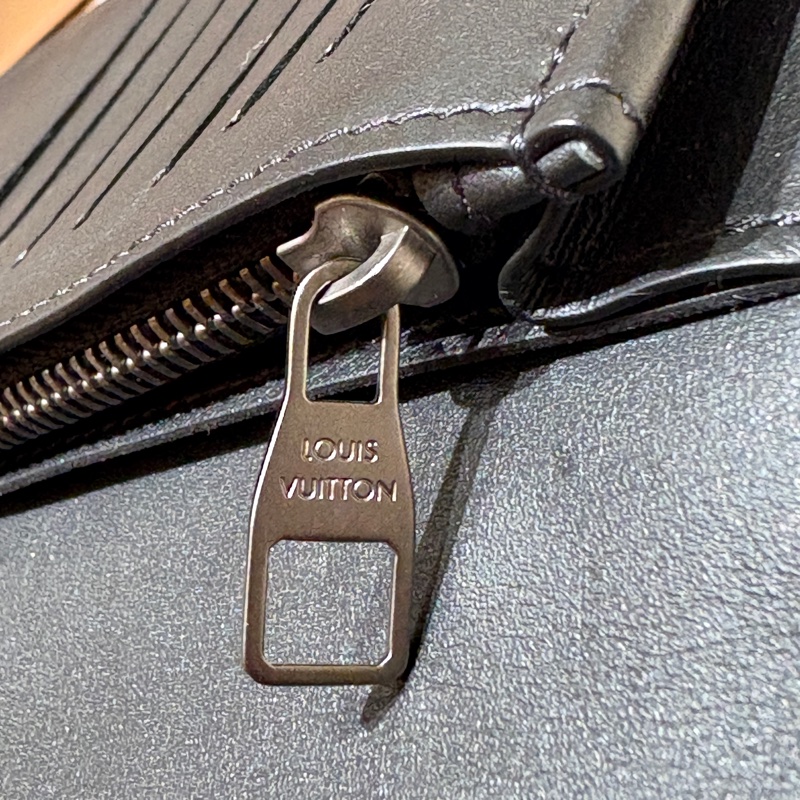 【台中現貨,大容量男用長夾】LV Brazzaville 棋盤格皮夾|黑灰極簡風格|多卡槽大鈔位|台中市北區現貨-10