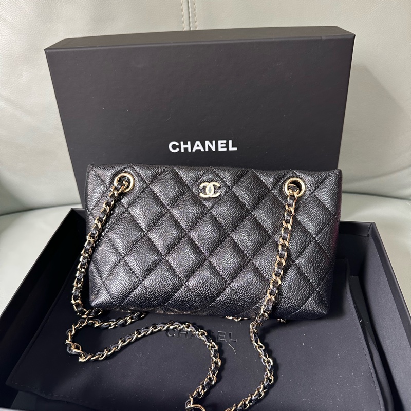 Chanel香奈兒 25B黑色雙C金扣 mini托特包,閒置未使用帶膜,專櫃購入,全套配件齊全(購物小票、防塵袋、包裝盒),尺寸11.5*21.5cm-8