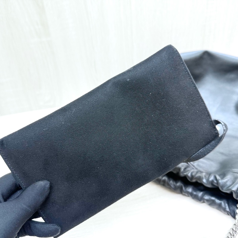 YSL 黑銀羊皮抽繩束口肩背鍊包538447-11