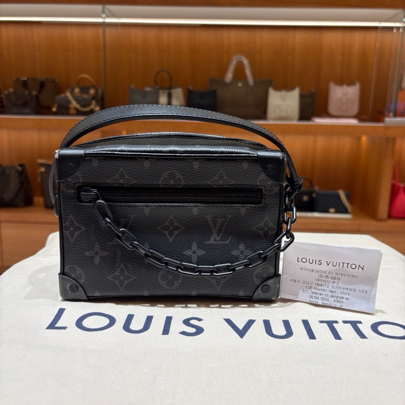 【稀有限量黑魂盒包】Louis Vuitton Soft Trunk Mini 黑色壓紋老花｜斜背/肩背兩用｜韓國購入附收據｜台中市北區現貨-1