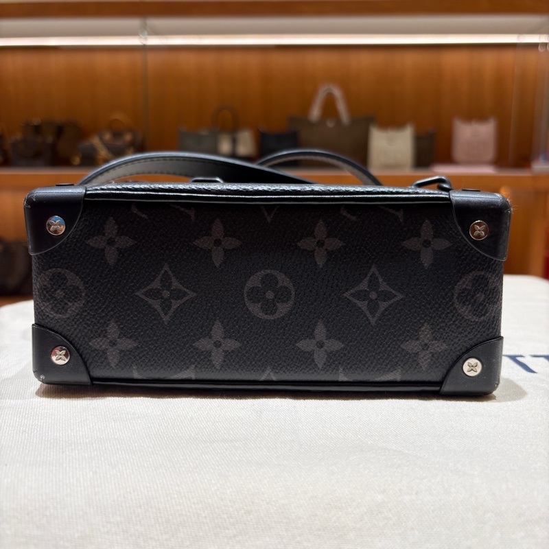 【稀有限量黑魂盒包】Louis Vuitton Soft Trunk Mini 黑色壓紋老花｜斜背/肩背兩用｜韓國購入附收據｜台中市北區現貨-5