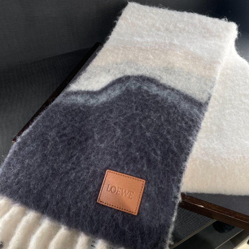 LOEWE 羊駝毛山水畫圍巾-0