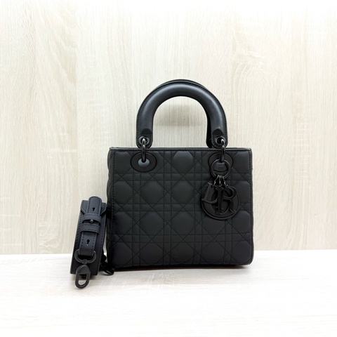 DIOR黑色啞光牛皮LADY DIOR小號五格黛妃包M0538SLOI