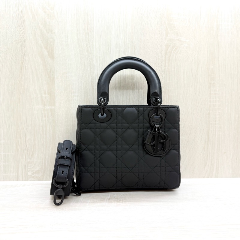 DIOR黑色啞光牛皮LADY DIOR小號五格黛妃包M0538SLOI-0