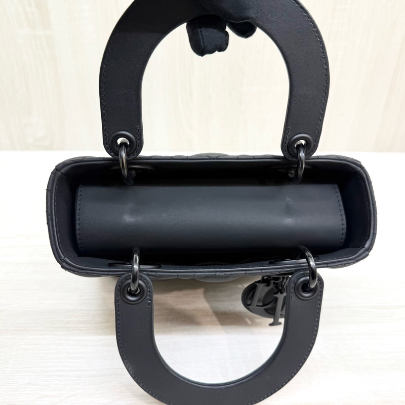 DIOR黑色啞光牛皮LADY DIOR小號五格黛妃包M0538SLOI-15