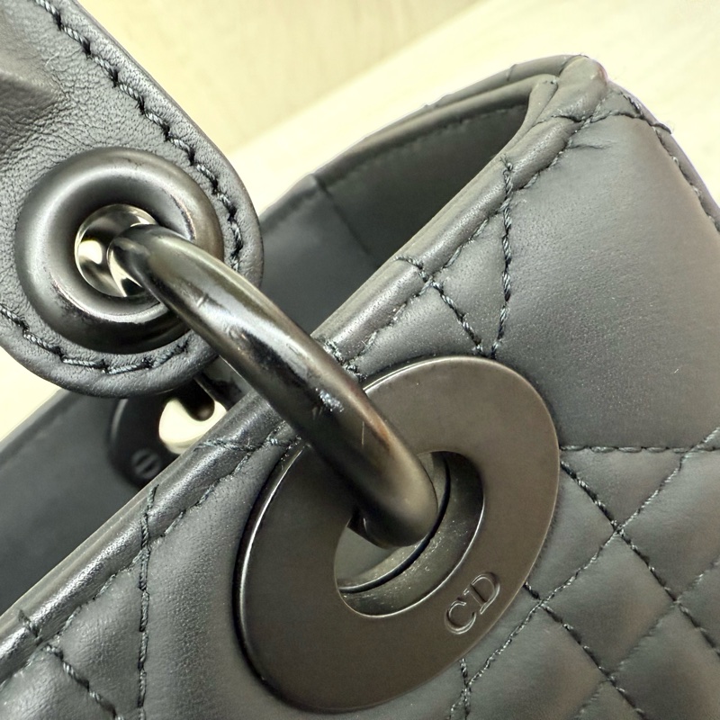 DIOR黑色啞光牛皮LADY DIOR小號五格黛妃包M0538SLOI-19