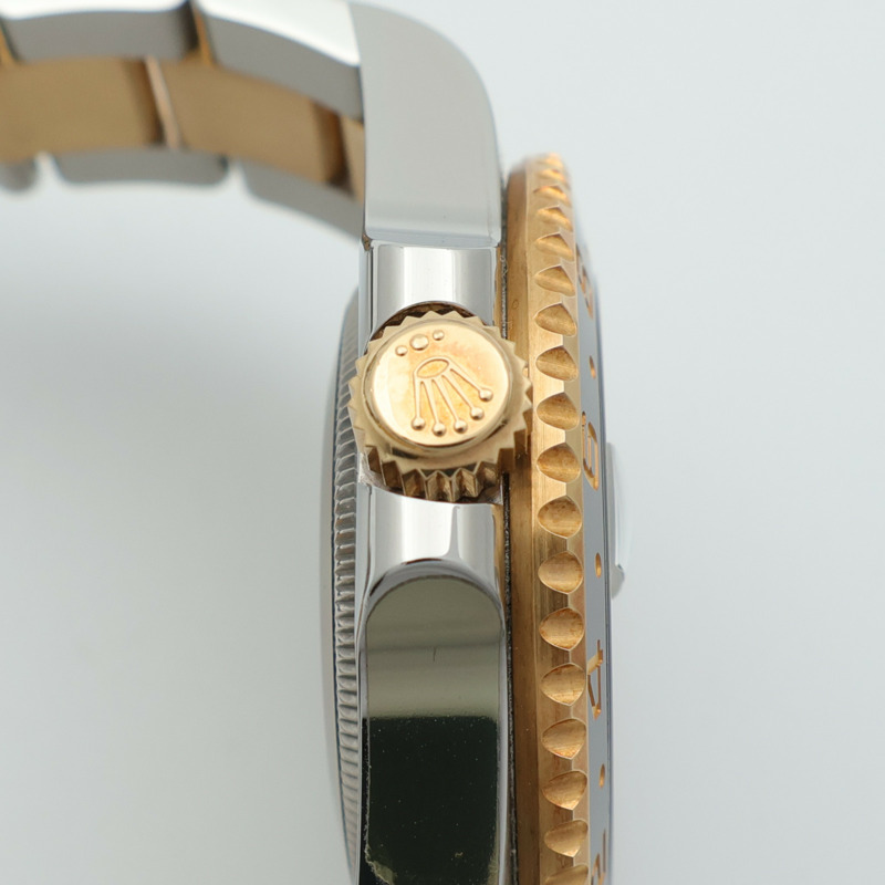 ROLEX GMT Maste II 116713LN-8