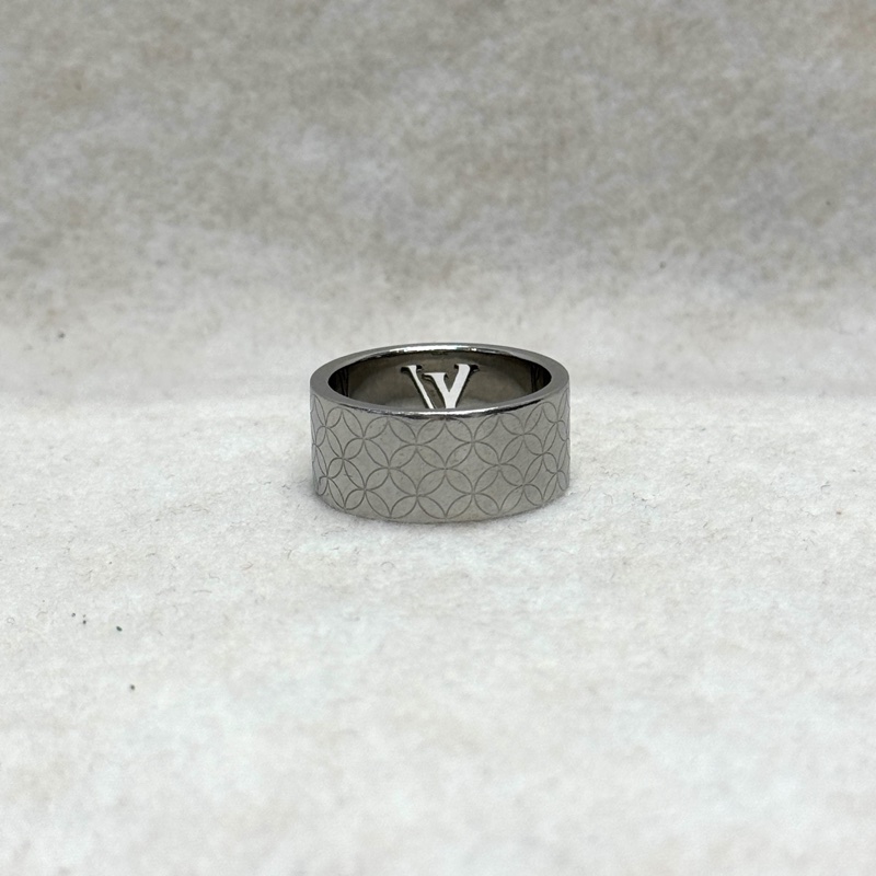 LV鏤空logo戒指-7