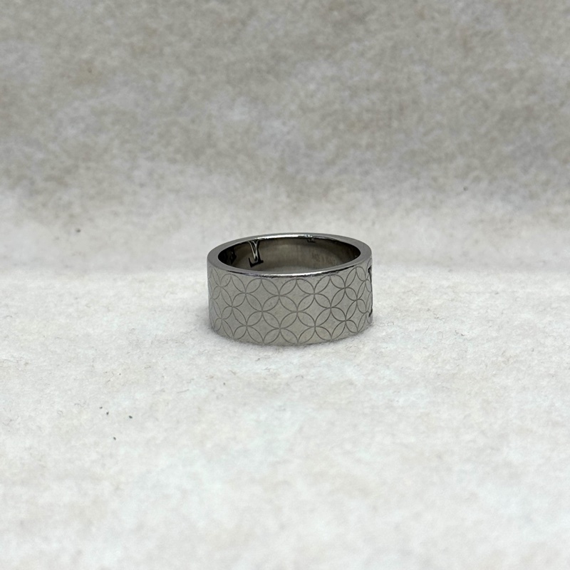 LV鏤空logo戒指-8