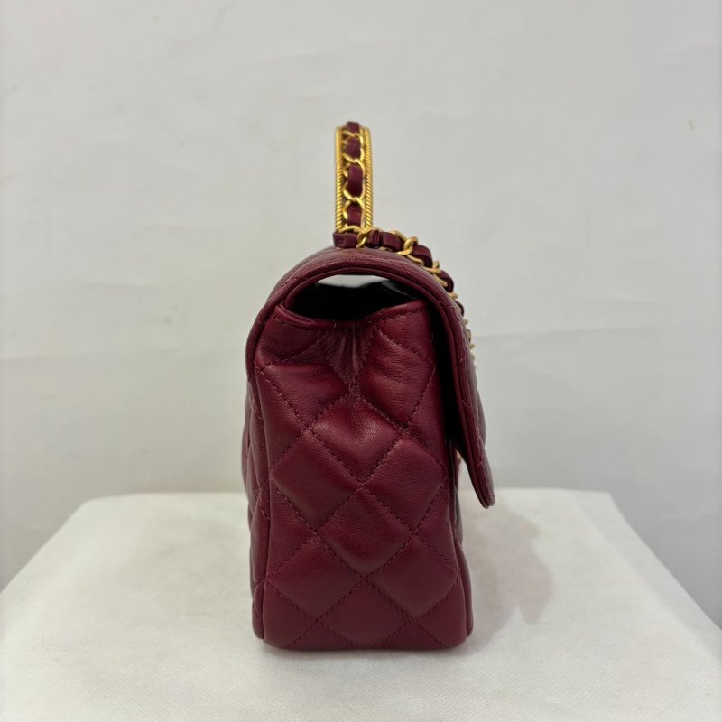 CHANEL棗紅色羊皮仿舊金鍊COCO Handle 23-2