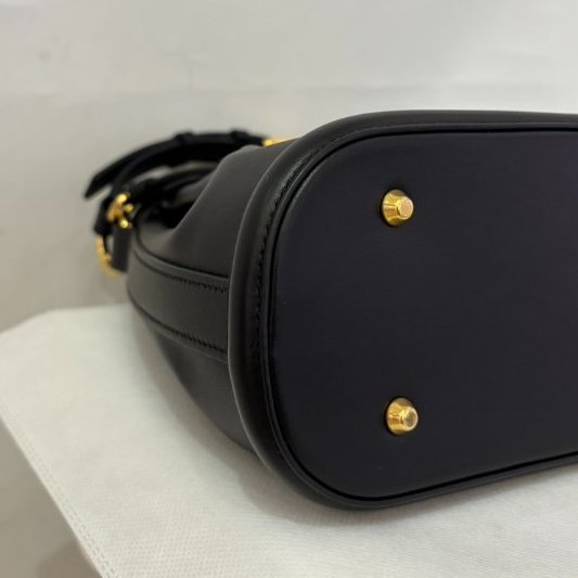 DIOR 黑全皮水桶包-6