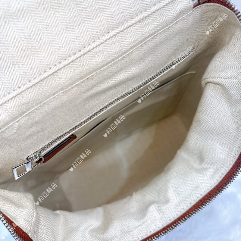 莉亞精品♡ Loewe 焦糖色後背包 二手美包-14