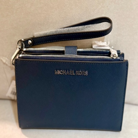Micheal kors MK 藍色 十字紋防刮皮革 雙層手掛式手拿