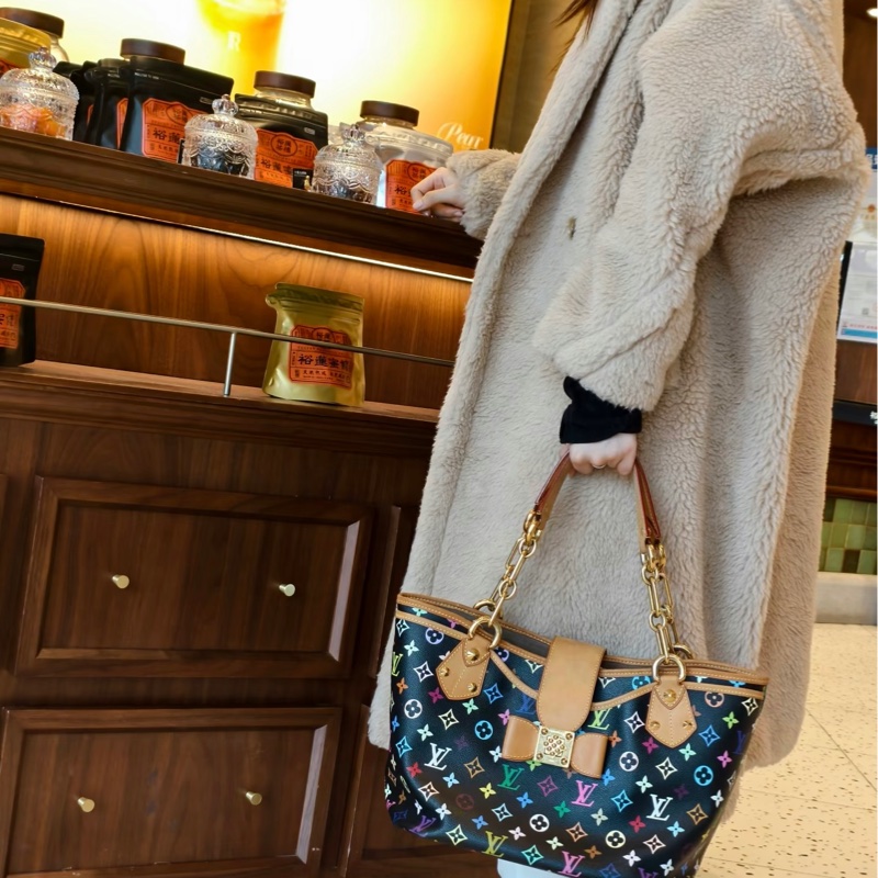 售二手真品 LV M40304 Annie黑彩蝴蝶結單肩包-10