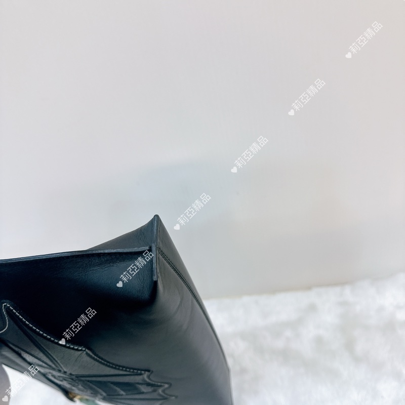 莉亞精品♡ Loewe 蝙蝠手拿包 黑 二手美品-8