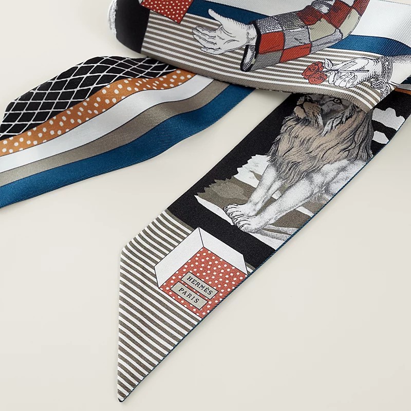 Hermes twilly 愛馬仕絲巾 全新-1