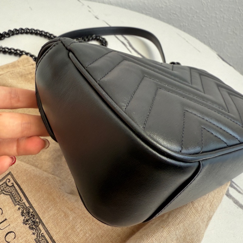 Gucci marmont 全黑22斜背包-7