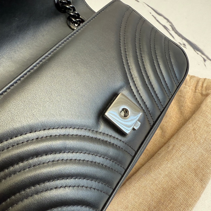 Gucci marmont 全黑22斜背包-10