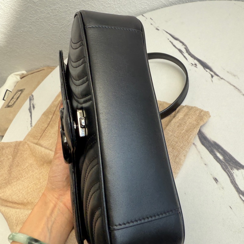 Gucci marmont 全黑22斜背包-14