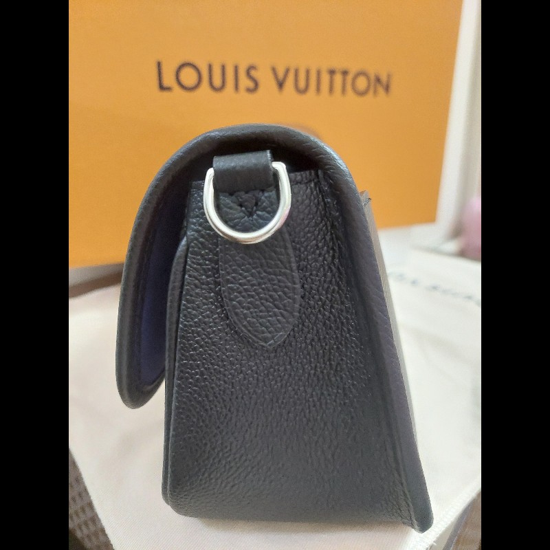 黑色Lv法棍包-8
