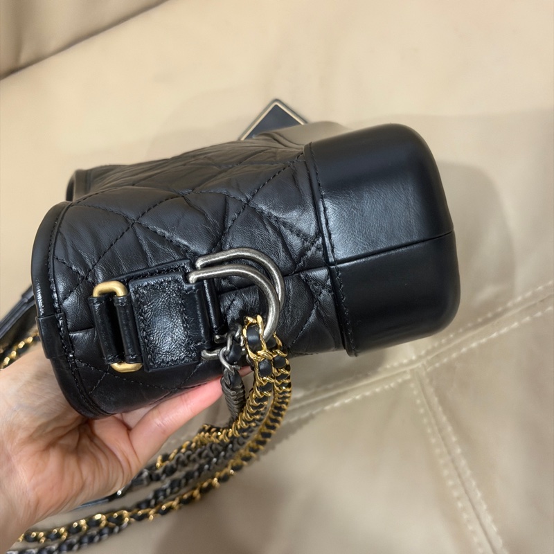 99新全配🈶保卡❤️ 香奈兒 #黑金 #流浪包 #小號 #garbrielle-9