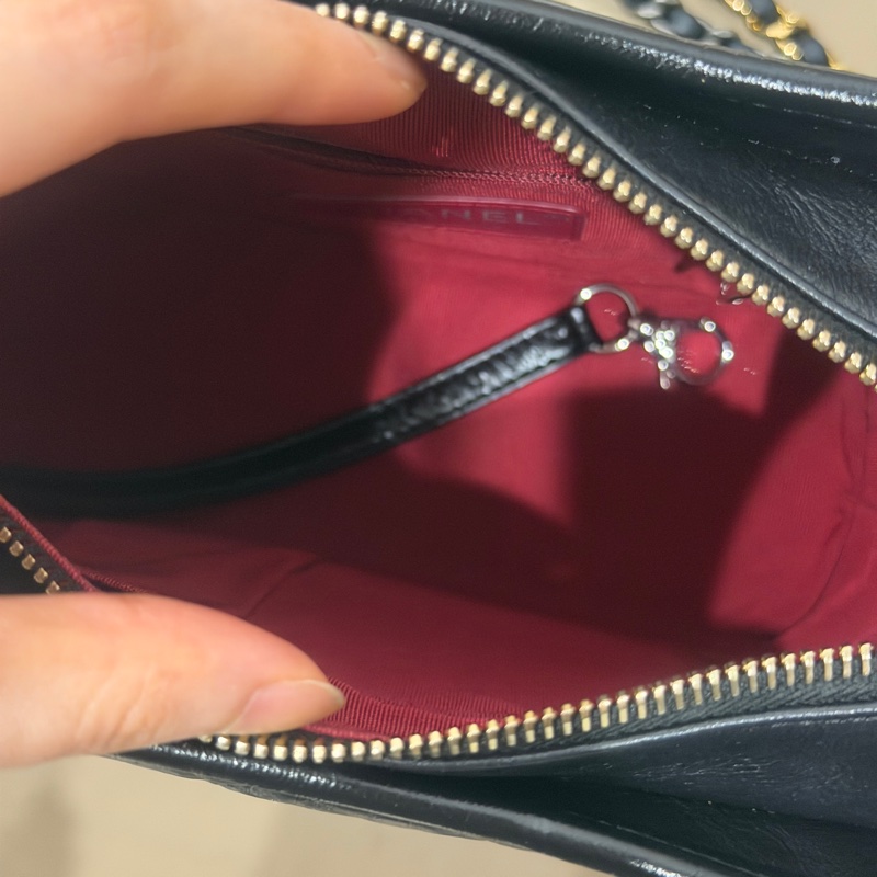 99新全配🈶保卡❤️ 香奈兒 #黑金 #流浪包 #小號 #garbrielle-14