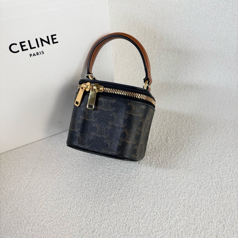 🌷帶吊牌!Celine 老花手提盒子包 mini-3