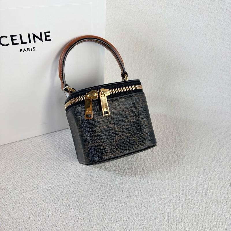 🌷帶吊牌!Celine 老花手提盒子包 mini-5