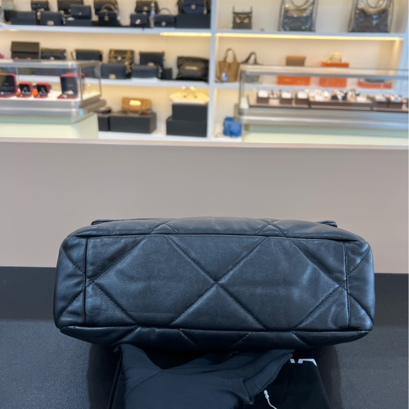 99新22年芯片款Chanel香奈兒19bag黑銀中號鏈條包-4