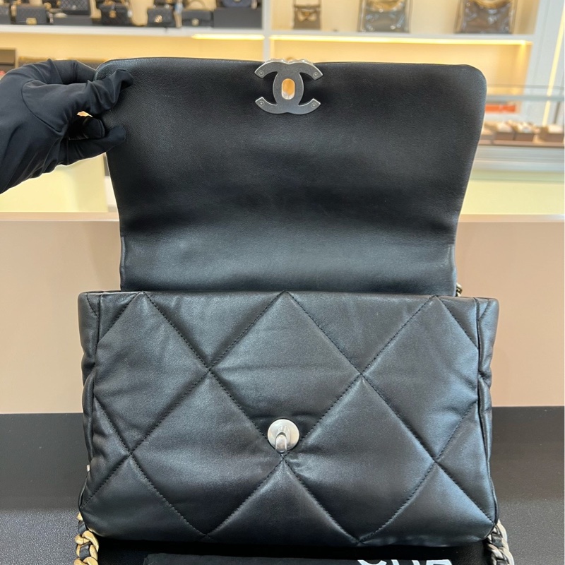 99新22年芯片款Chanel香奈兒19bag黑銀中號鏈條包-5