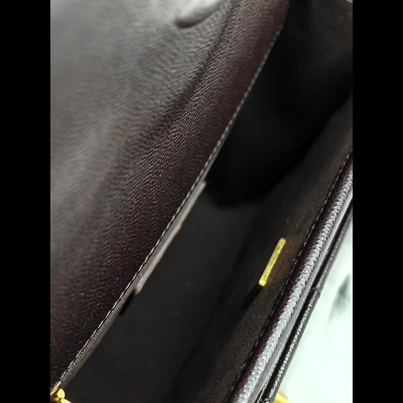 CHANEL 香奈兒 深棕色 牛皮 郵差包 金扣 軍牌 coco handle-15