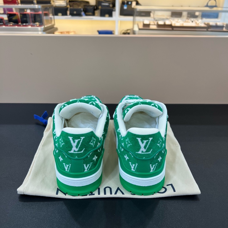 全新LV路易威登Trainer綠色滿印植絨運動鞋板鞋男女通用 尺碼42碼-1