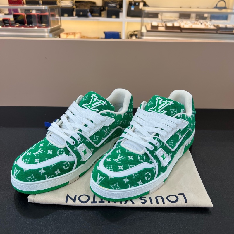 全新LV路易威登Trainer綠色滿印植絨運動鞋板鞋男女通用 尺碼42碼-2