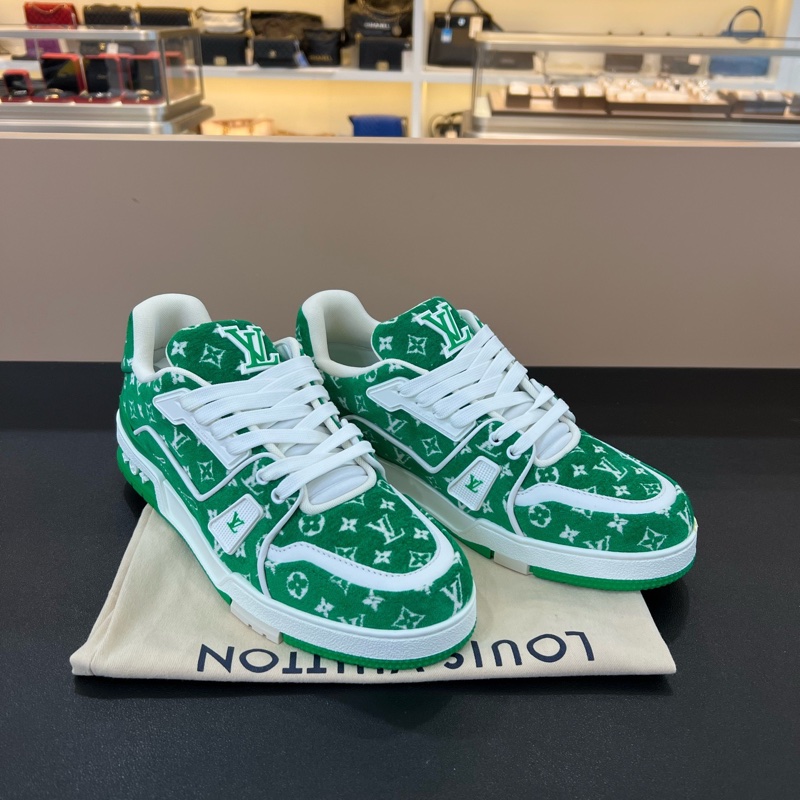 全新LV路易威登Trainer綠色滿印植絨運動鞋板鞋男女通用 尺碼42碼-3