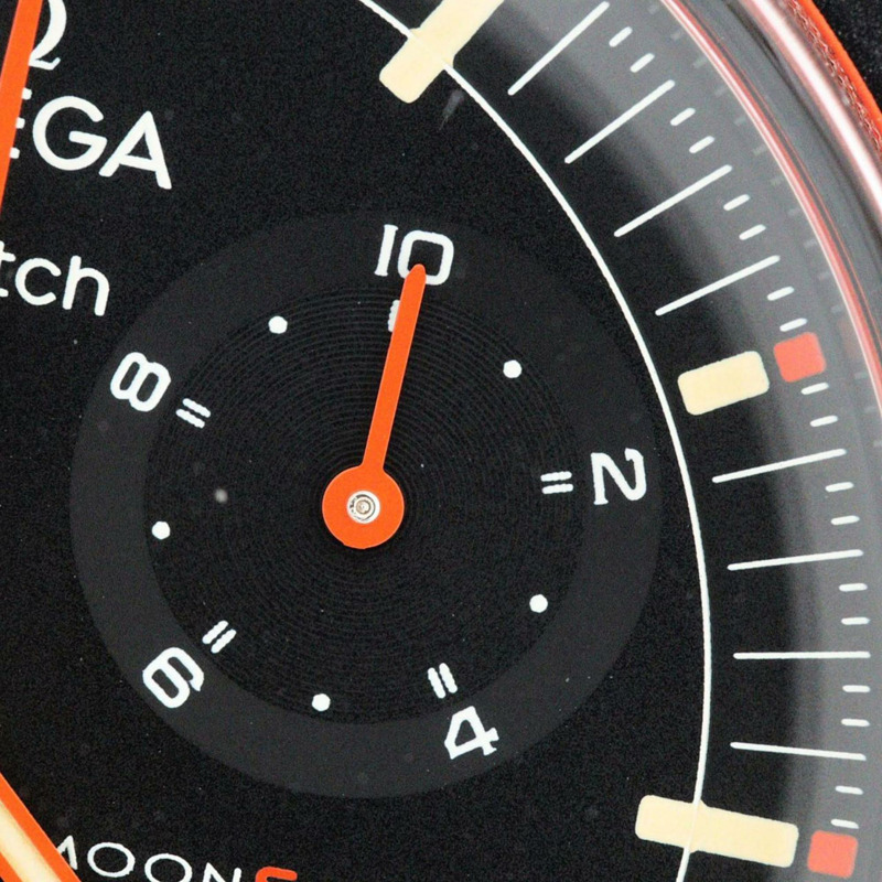 Swatch x Omega 地球使命 LAVA SO33O100 生物陶瓷石英腕錶-7