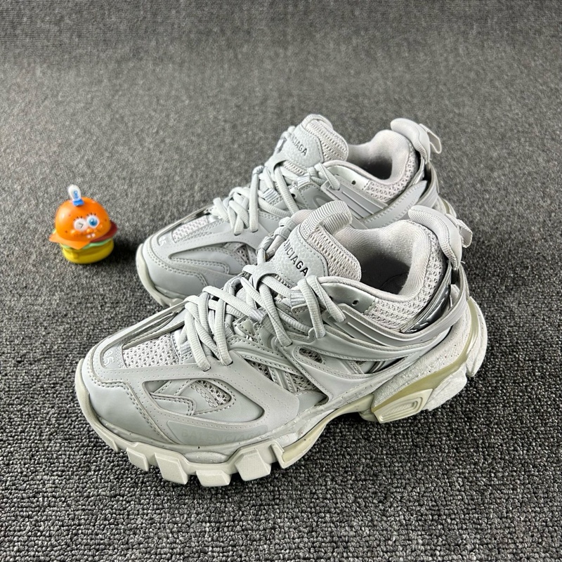 款式:Balenciaga巴黎世家Track老爹鞋 尺碼:35 整體成色不錯-0