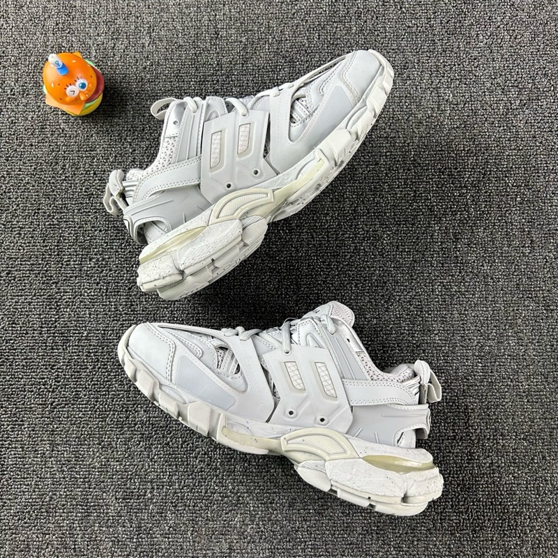 款式:Balenciaga巴黎世家Track老爹鞋 尺碼:35 整體成色不錯-2