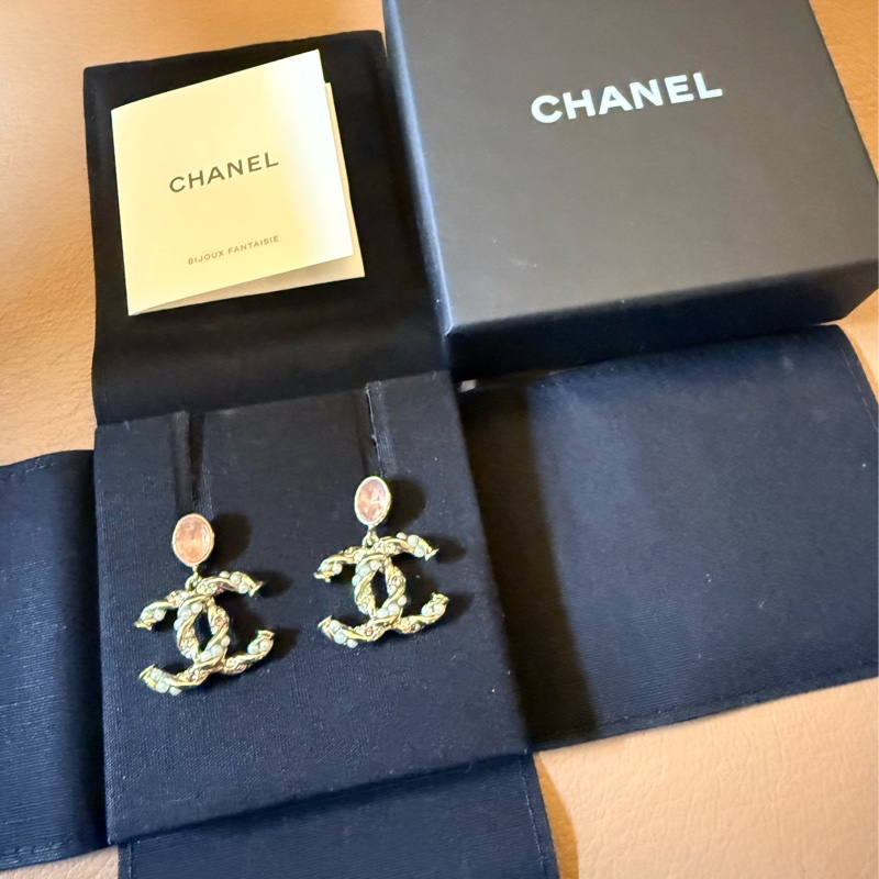 Chanel銀色珍珠水晶耳環 全新品-4